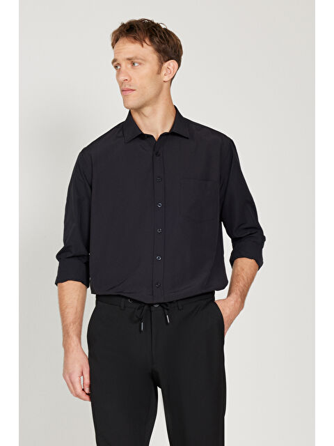 AC&Co / Altınyıldız Classics Erkek Siyah Kolay Ütülenebilir Non-Iron Pamuklu Comfort Fit Geniş Kesim Klasik Yaka Gömlek - S000394628-19351