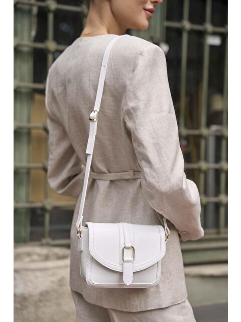 MADAMRA Tokalı Deri Görünümlü Mini El Ve Omuz Çantası Beyaz - S000451613-20063