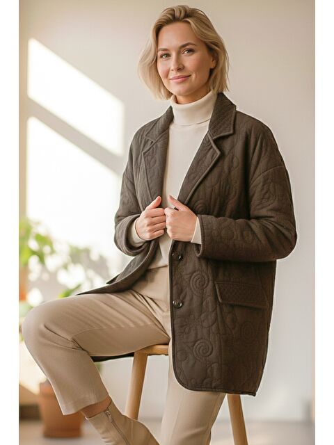 Chiccy İtalyan Kahverengi Ceket Yaka Uzun Kol Düğmeli Allover Nakışlı Kapitone Oversize Dokuma Ceket 78 70 - S000486859-19413