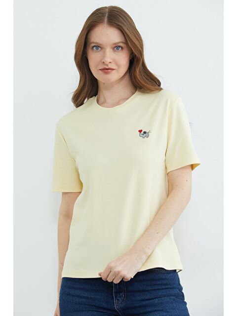 Fullamoda Fil Nakışlı Bisiklet Yaka Tişört - S000532026-20072