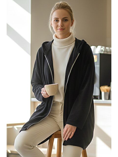 Chiccy İtalyan Siyah Kapüşonlu Uzun Kol Fermuarlı Cepli Casual Kadife Oversize Dokuma Ceket 0 0 - S000486862-19351