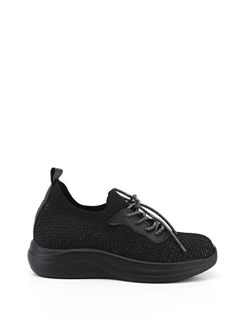 GÖNDERİ(R) Kadın SİYAH Triko Bağcıklı Memory Foam Tabanlıklı Comfort Sneaker