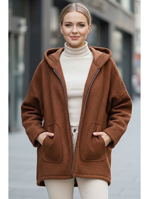 Chiccy İtalyan Tarçın Rengi Kapüşonlu Uzun Kol Fermuarlı Cepli Casual Buklet Oversize Dokuma Ceket 75 80 - S000486860-19956
