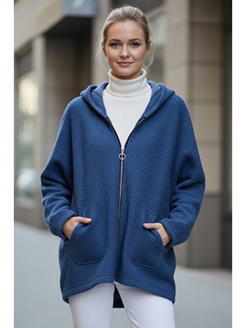 Chiccy İtalyan Jean Mavisi Kapüşonlu Uzun Kol Fermuarlı Cepli Casual Buklet Oversize Dokuma Ceket 75 80 - S000486860-17234