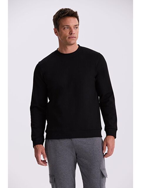 JAKAMEN Siyah Slim Fit Bisiklet Yaka Basic Pamuklu Elastanlı Sweatshirt - S000496004-19351