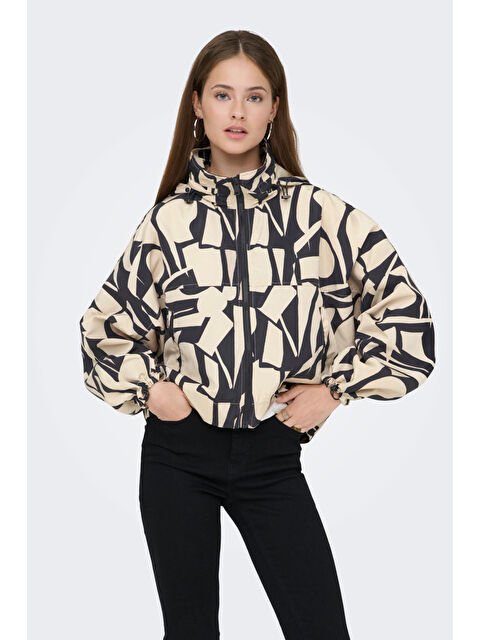 Only Onlbetty Relaxed Fit Desenli Kapüşon Yaka Kadın Mont 15281509 - S000532037-37216