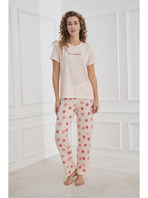 Kompedan Kadın Çilek Desenli Elastanlı Süprem Bisiklet Yaka Pijama Takım | Somon 70109-1221 - S000389388-24085
