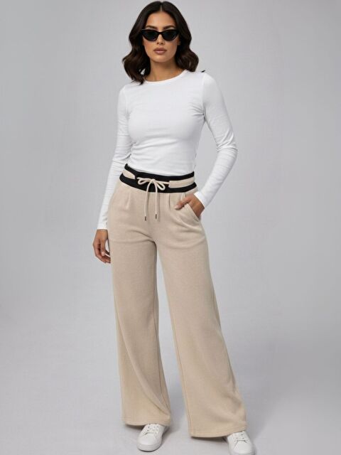Trendseninle Kadın Bej Selanik Kumaş Bol Kalıp Özel Bağcık Detay Pantolon - S000498946-19928