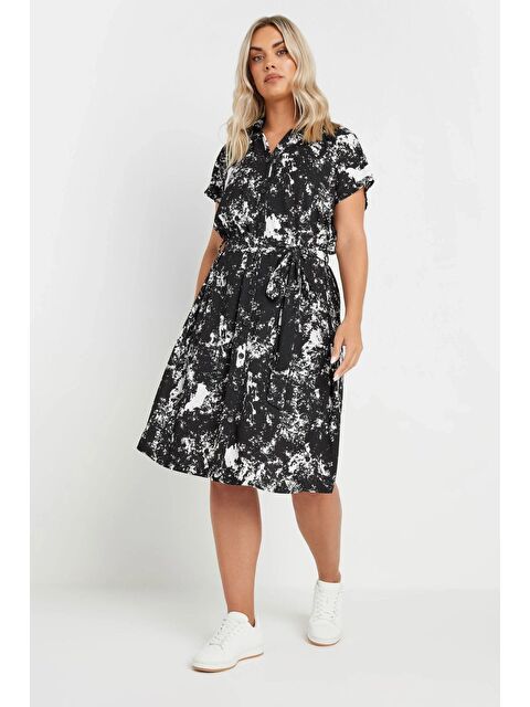 Stil Diva Büyük Beden Soyut Desenli Önü Düğmeli Kuşaklı Midi Boy Elbise 303330 - S000434703-37424