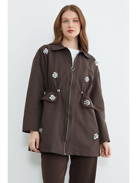 Fullamoda Çiçek İşlemeli Beli Lastikli Trençkot