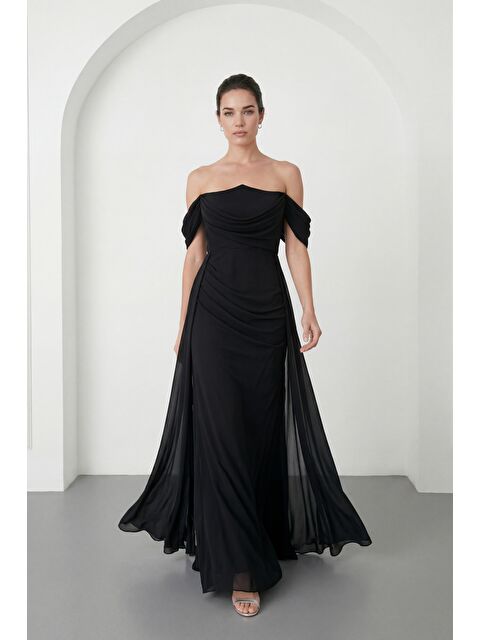 Lafaba Kadın Siyah Kayık Yaka Kuyruklu Uzun Şifon Abiye Elbise