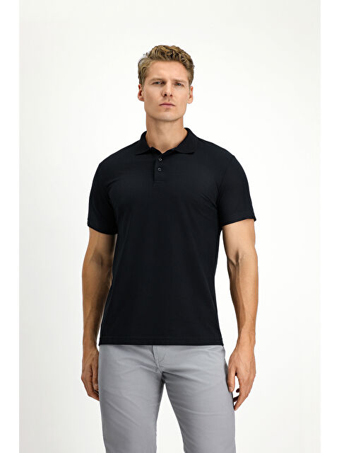 Kiğılı Slim Fit Dar Kesim Pamuklu Polo Yaka Tişört