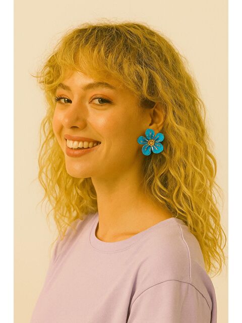 New Obsessions Altın Detaylı Çiçek Küpe - S000400657-17234