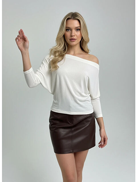 carla10 Kadın Kayık Yaka Yarasa Kol Elastanlı Penye Bluz - S000498026-19965