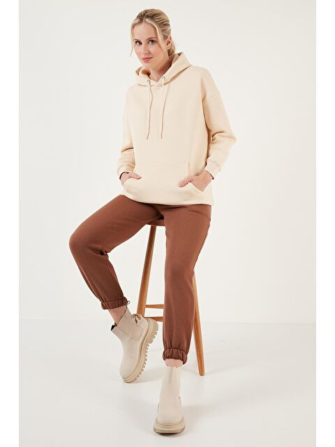 Lela Regular Fit Pamuklu Kapüşonlu Yaka Şardonlu Kışlık Sweat 5863854 - S000000180-25636