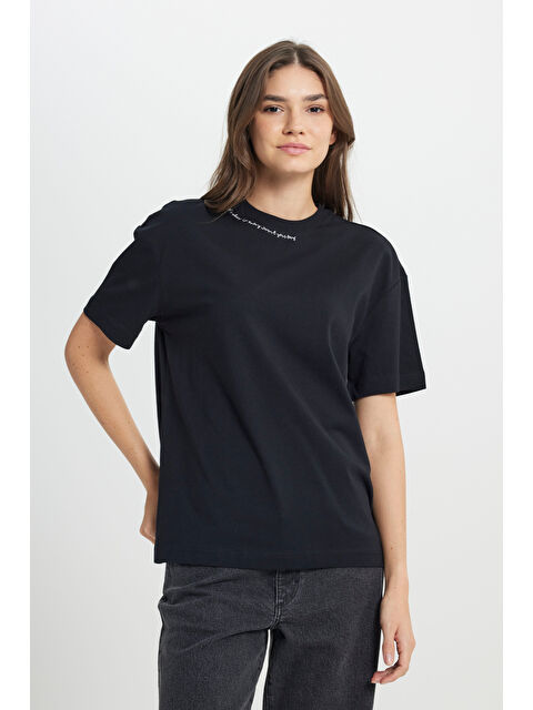 Wrangler Loose Fit Rahat Kesim Bisiklet Yaka %100 Pamuk Siyah Tişört - S000470533-19351