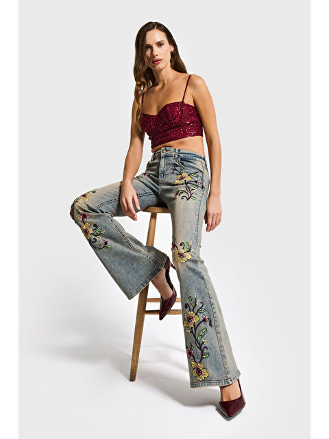 It's Basic Kadın T.Kot Rengi 4s6-91 Midrise Flare Fit Özel Nakış Desenli Elastan Kumaş Denim Jean - S000498032-17234