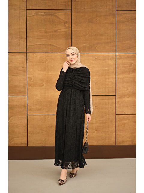 Locco Moda Kadın Kendinden Desenli Tül Detay Beli Lastikli Elbise Siyah