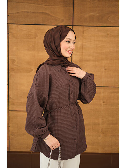 Locco Moda Kadın Kabartma Kare Desenli Gömlek Kahverengi - S000529909-19413