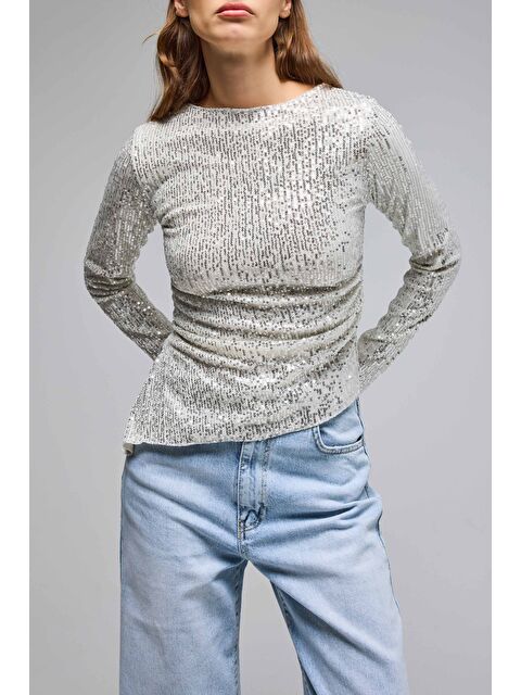 It's Basic Kadın Ekru Silver Renk Pul Payet Detaylı İçi Astarlı Tasarım Bluz - S000498037-19965