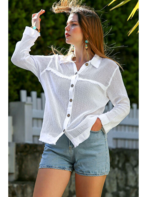 Chiccy Beyaz Gömlek Yaka Uzun Kol Düğmeli Yıkamalı Pis Dikişli Casual Dokuma Gömlek 69 62 - S000367601-20063