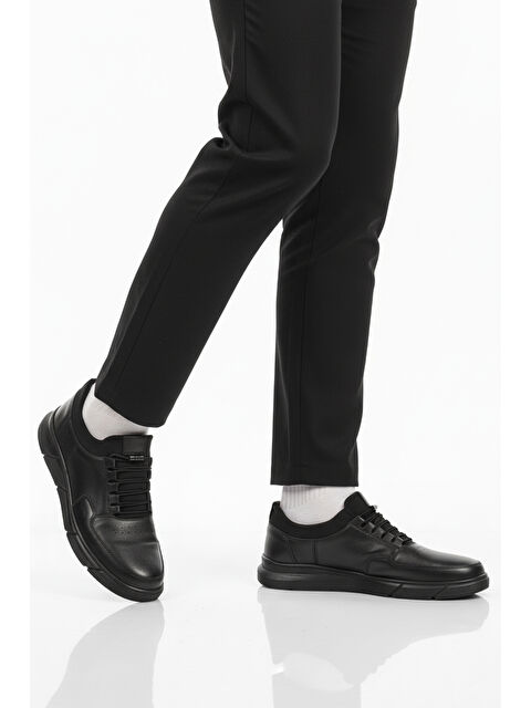 Ayakmod Siyah Hakiki Deri Lastik Bağcıklı Erkek Casual Ayakkabı 137 M - S000449183-19351