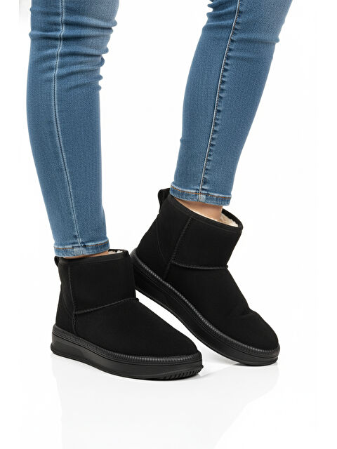 Ayakmod Siyah Nubuk Kürklü Soğuğa Dirençli Kaymaz Kadın Bot 25001 Z - S000478496-6381