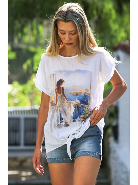 Chiccy İtalyan Beyaz Kayık Yaka Kısa Kol Önden Düğüm Bağlamalı Baskılı Pamuklu Dokuma Casual Bluz - S000332738-20063