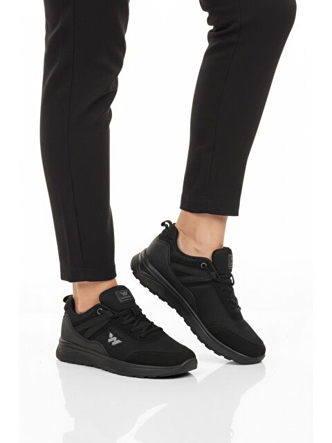 Walkway Siyah Fileli Hafif Bağcıklı Unisex Spor Ayakkabı 7001 Omina G