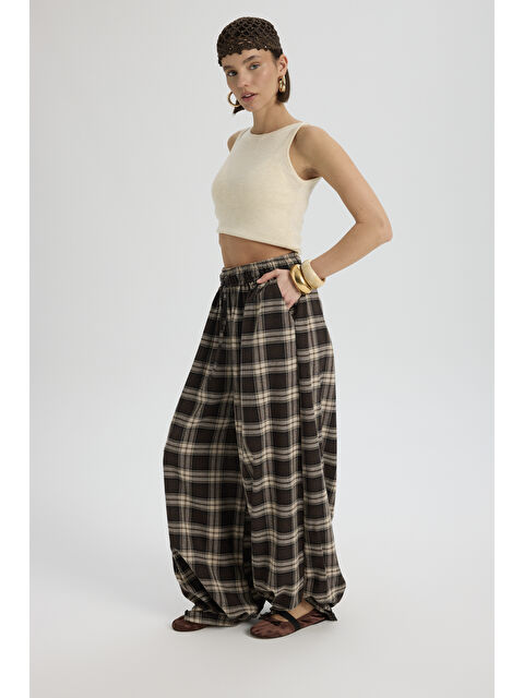 Mai Collection Jolene Ekoseli Kahve Şalvar Pantolon