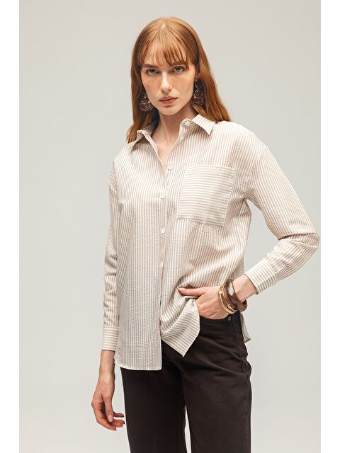 Saade Bej Kadın Çizgili Dokulu Regular Basic Gömlek - Tek Cepli - S000497497-19928