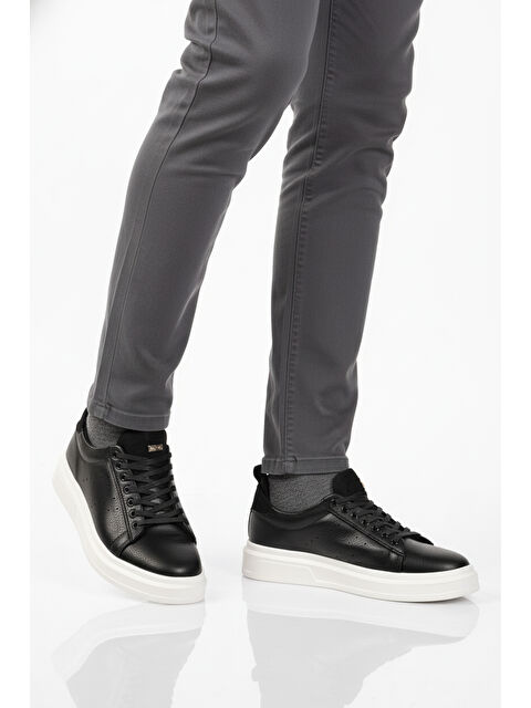 Ayakmod Siyah Beyaz Bağcıklı Cilt Hafif Esnek Erkek Sneaker 179 M - S000494636-37424