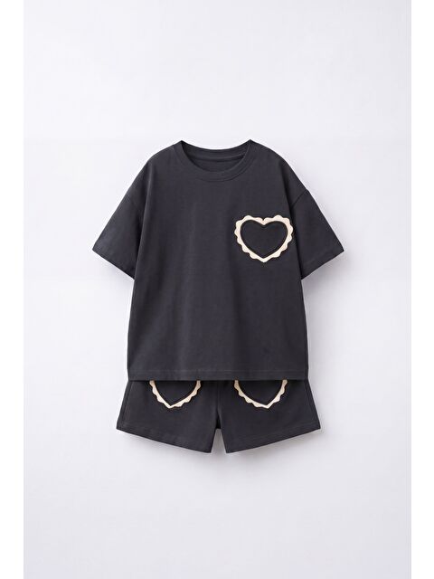 Magu Kız Çocuk Pamuklu Siyah Kalp Cepli T-Shirt Şort Takım