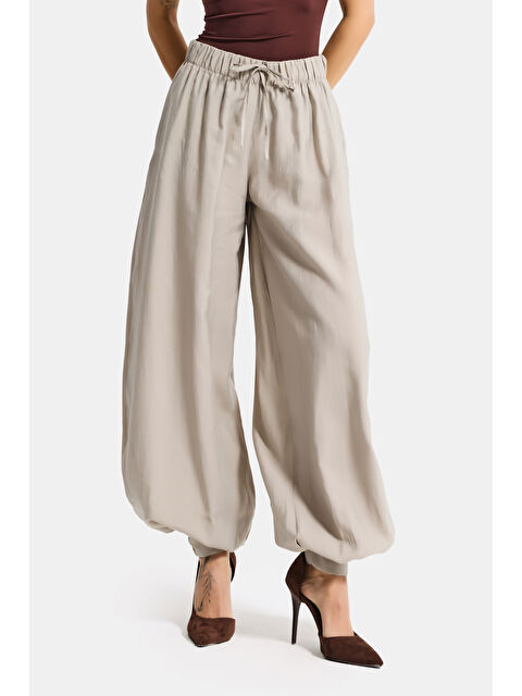 It's Basic Kadın Taş Renk s5-106 Baggy Fit Viskon Kumaş Rahat Kesim Yürüyüş Pantolonu - S000505895-25636
