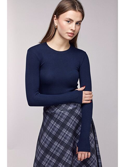 Saade Lacivert Kadın Bisiklet Yaka Parmak Geçmeli Uzun Kollu Body/Bluz - S000506929-21164