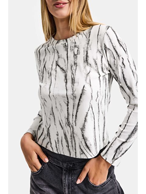 It's Basic Kadın Beyaz w5 Özel Tasarım Kumaş Elastan Body