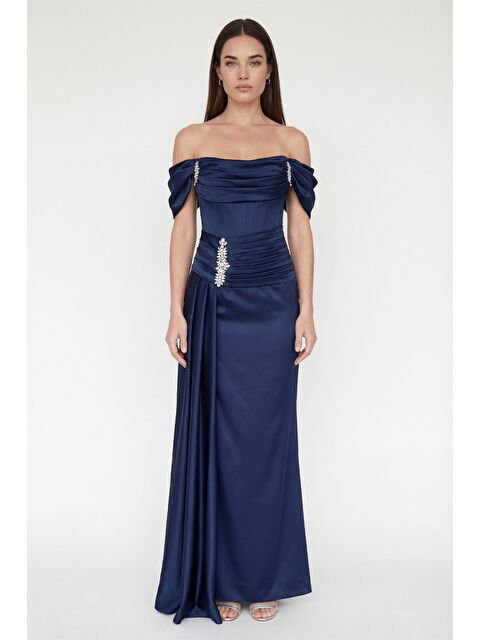 Lafaba Kadın Lacivert Dar Kalıp Kayık Yaka Taşlı Uzun Abiye Elbise - S000504600-21164