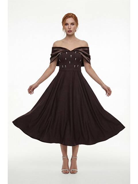 Lafaba Kadın Kahverengi Kayık Yaka Taş Detay Kloş Söz Nişan Nikah Abiye Elbise - S000504570-19413