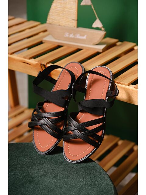 Oksit Liqqa Çapraz Deri Detaylı Lastikli Kadın Sandalet - S000394820-19351