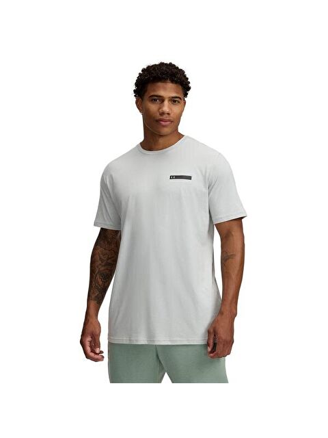 Under Armour Left Chest Strip Logo Erkek Gri Yuvarlak Yaka Tişört - S000529927-20600
