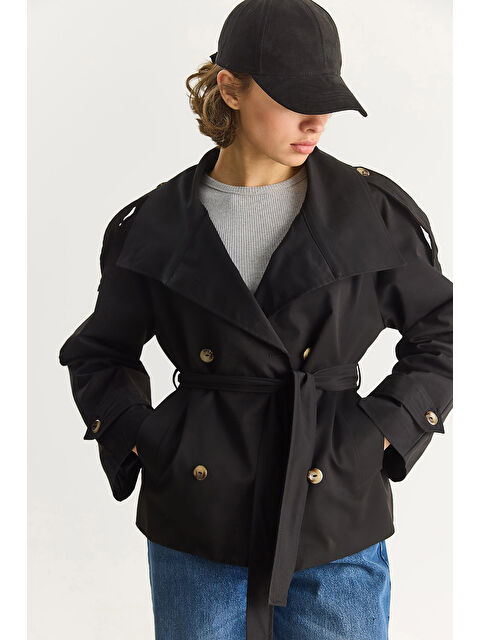 SHADE Kadın Dik Yaka Kuşak Detaylı Astarlı Oversize Kısa Trençkot - - S000444409-19351