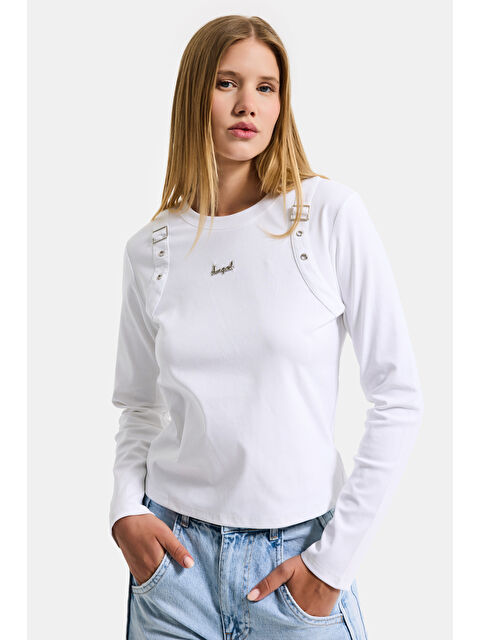 It's Basic Kadın Beyaz w5 Aksesuar Detaylı Özel Tasarım Body