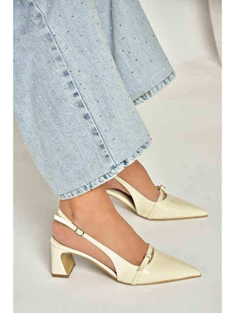 Fox Shoes Bej Kadın Topuklu Ayakkabı U6540787 - S000400941-19928