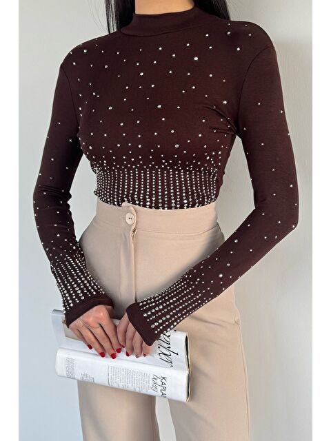 Gülseli Kadın Dik Yaka Elastanlı Taş İşlemeli Bluz - S000517331-19413