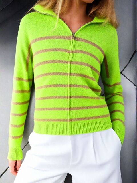 Trendseninle Kadın Fıstık Yeşili Yarım Fermuarlı Yaka Triko Kazak - S000495284-19972