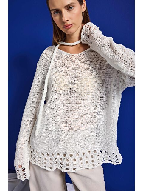 It's Basic Kadın Beyaz w5 Oversize Özel Kumaş Tasarım Bol Kesim Triko - S000530098-20063