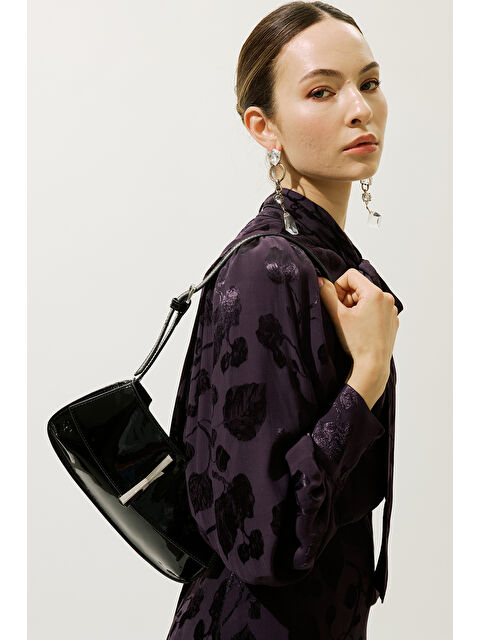 Manuka Rugan Tokalı Omuz Çantası Siyah - S000401282-19351