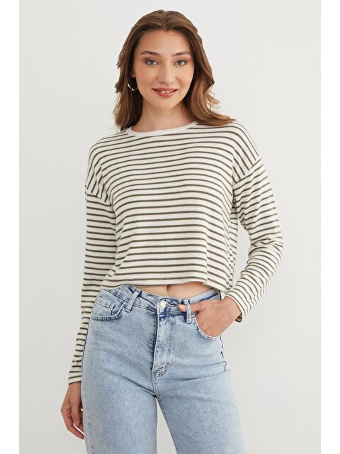 Fullamoda Çizgili Crop İnce Triko Kazak - S000432848-18547