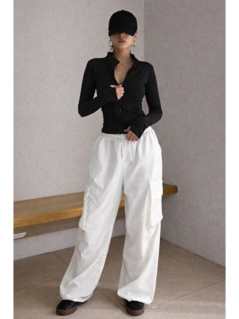 Tarz Cool Kadın Bej İki İplik Fermuarlı Dar Kesim Mevsimlik Hırka – Dik Yaka Fit Basic Ceket