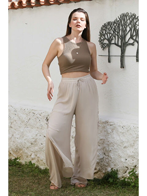 Chiccy Bej İnce Astarlı Yanları Bağlamalı Lastikli Ve Bağlamalı Bel Geniş Paça Dokuma Pantolon 110 58 - S000367655-19928